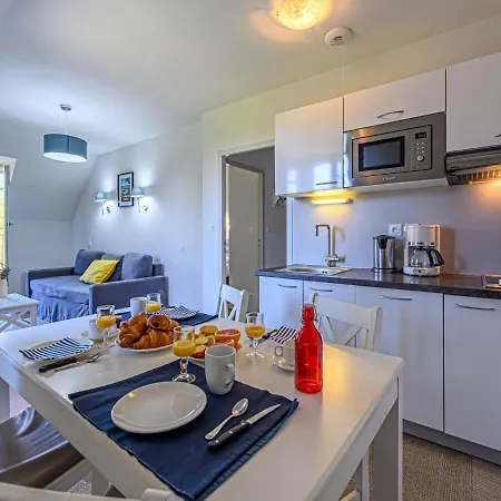 Apartmán Chateau De Kergonano-2 By Interhome